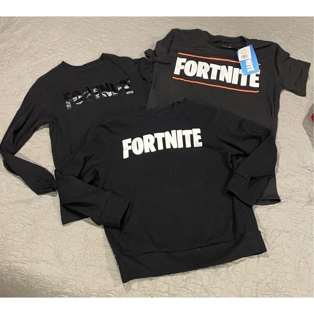 FORTNITE Boys’ Bundle 3 Pieces Short Sleeve Long Sleeve Sweatshirt